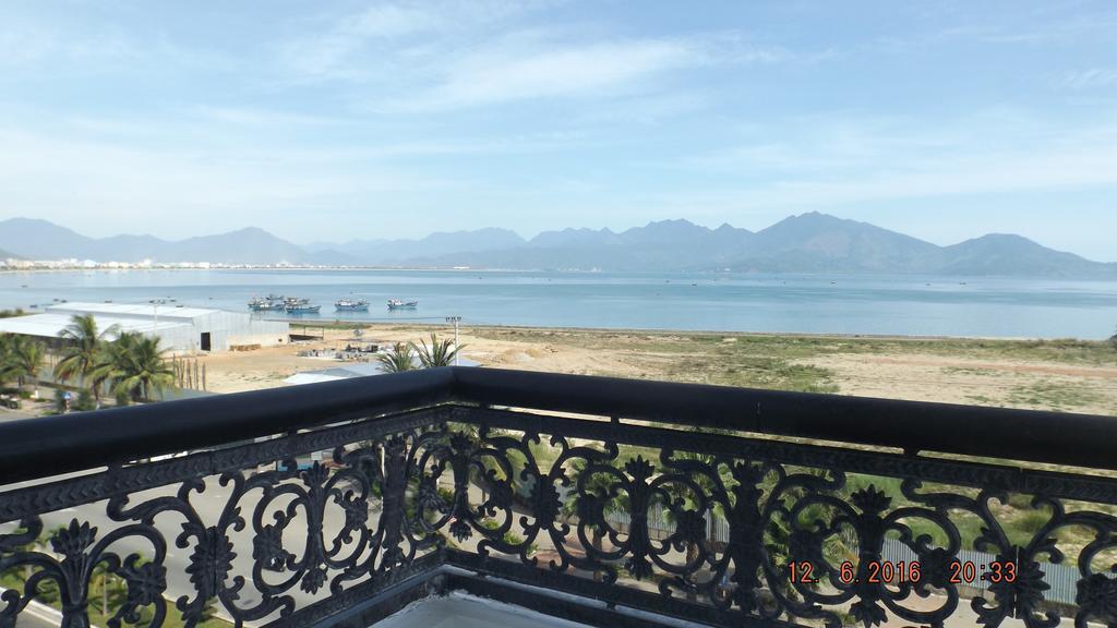 Rosa Bayside Guesthouse ดานัง ภายนอก รูปภาพ